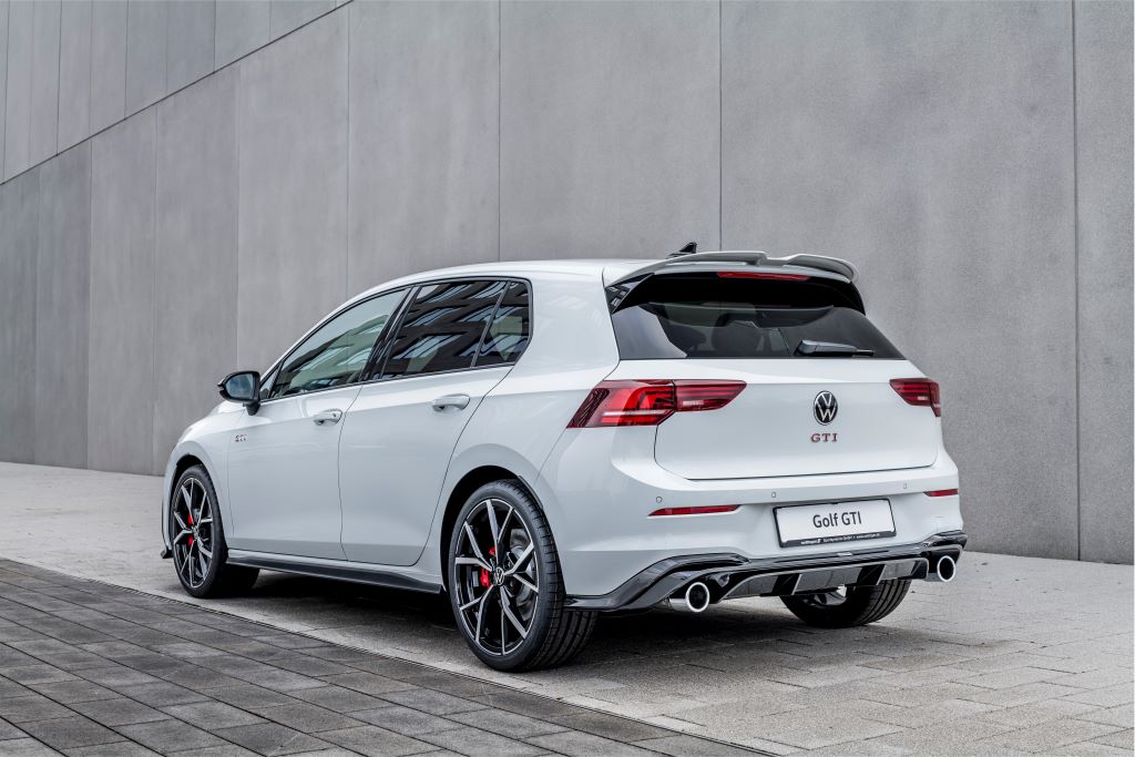 OETTINGER Roof Spoiler Wing for VW Golf MK8 & MK8.5 - Golf R without R Performance Package / Golf GTI / Golf GTD / Golf GTE / Golf R-Line / Golf Base